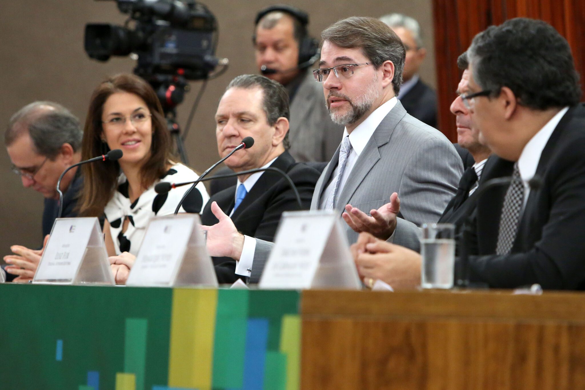 Constituição e Sociedade