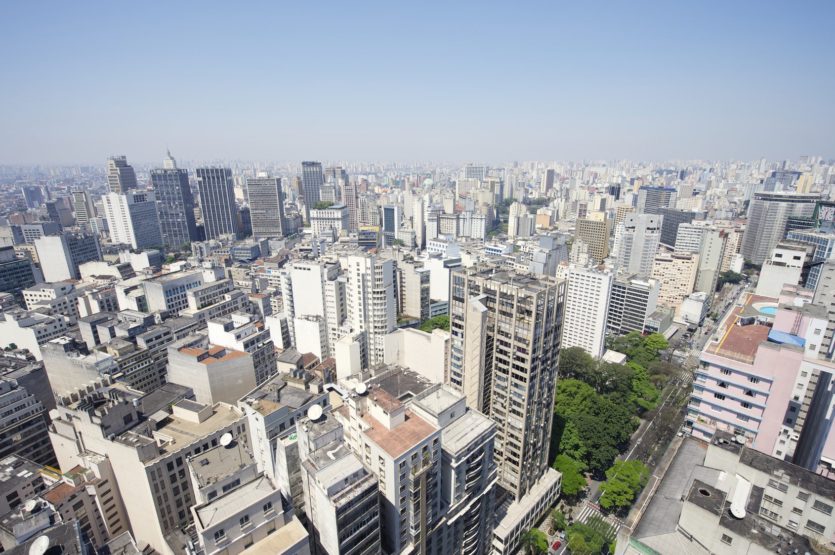 Gigantes contestam exigência de publicação de balanços em jornal
