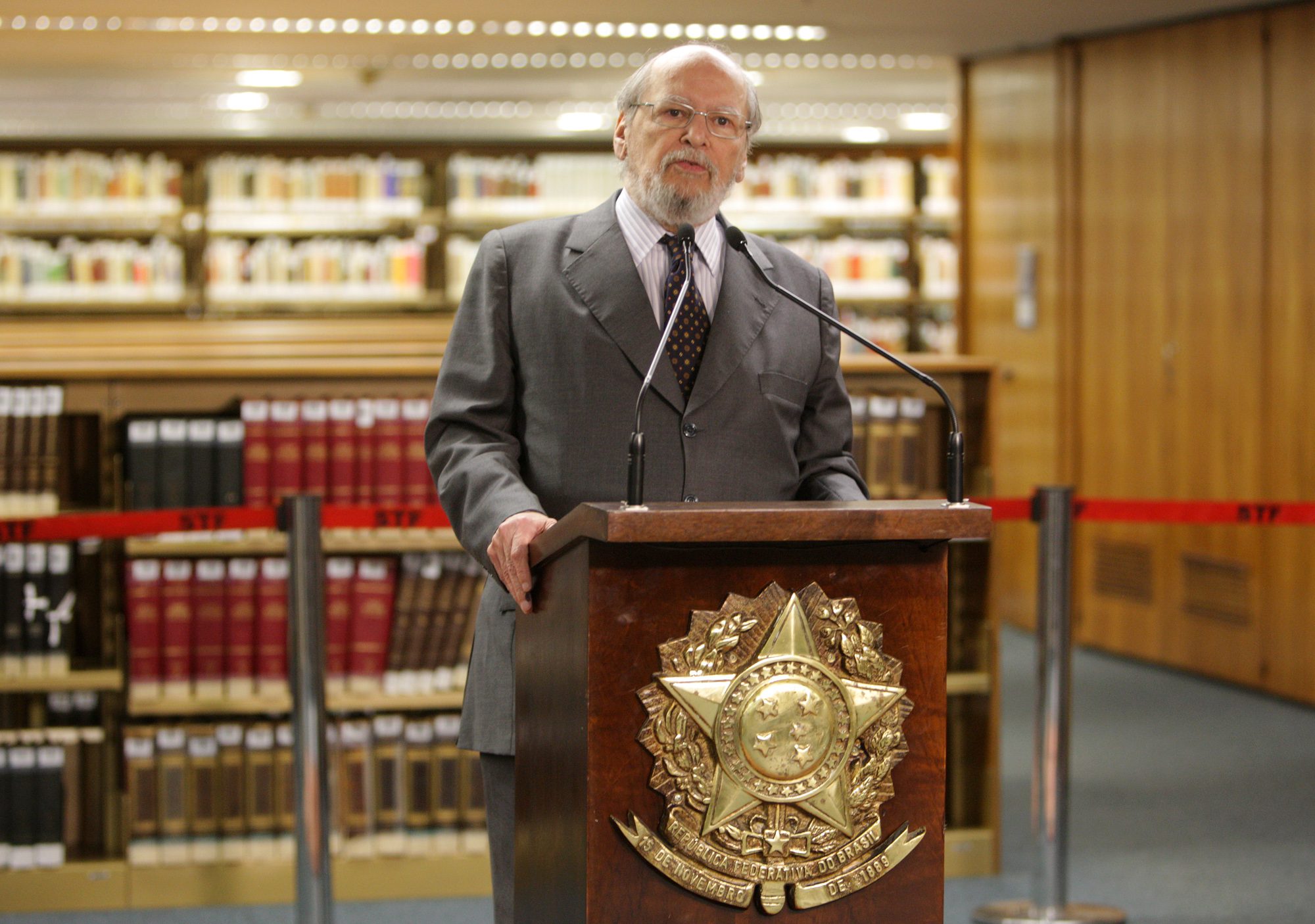 Victor Nunes, Pertence e as agências reguladoras