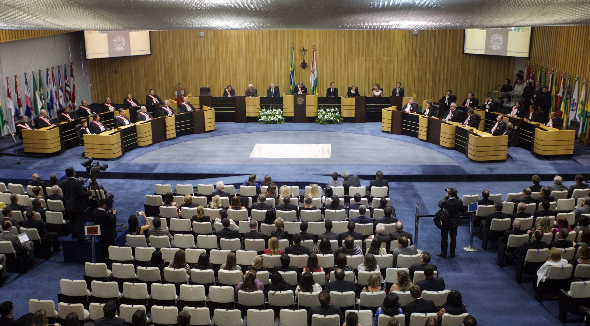 Critérios de transcendência para recursos no TST dividem opiniões de advogados