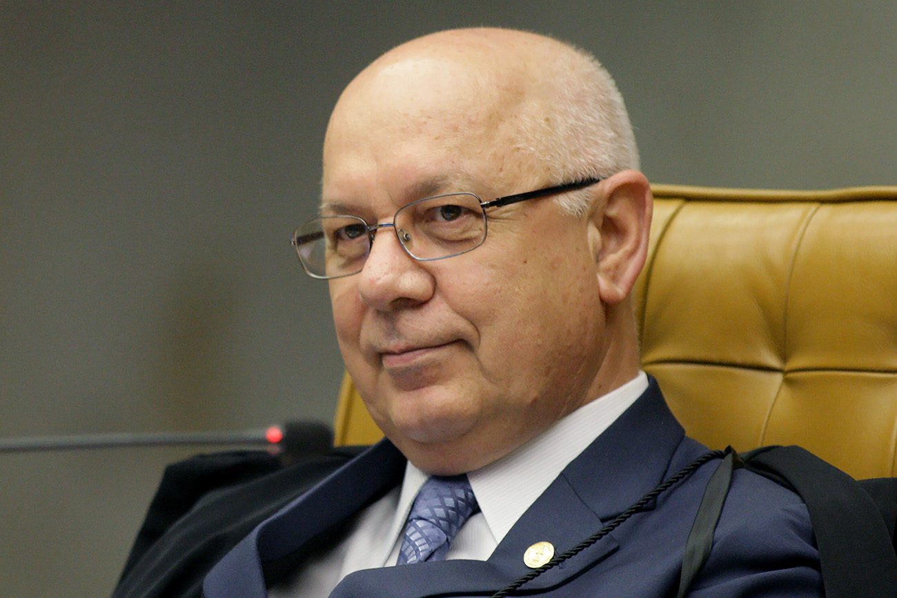 Vitoriosos do mensalão assumem defesas na Lava Jato