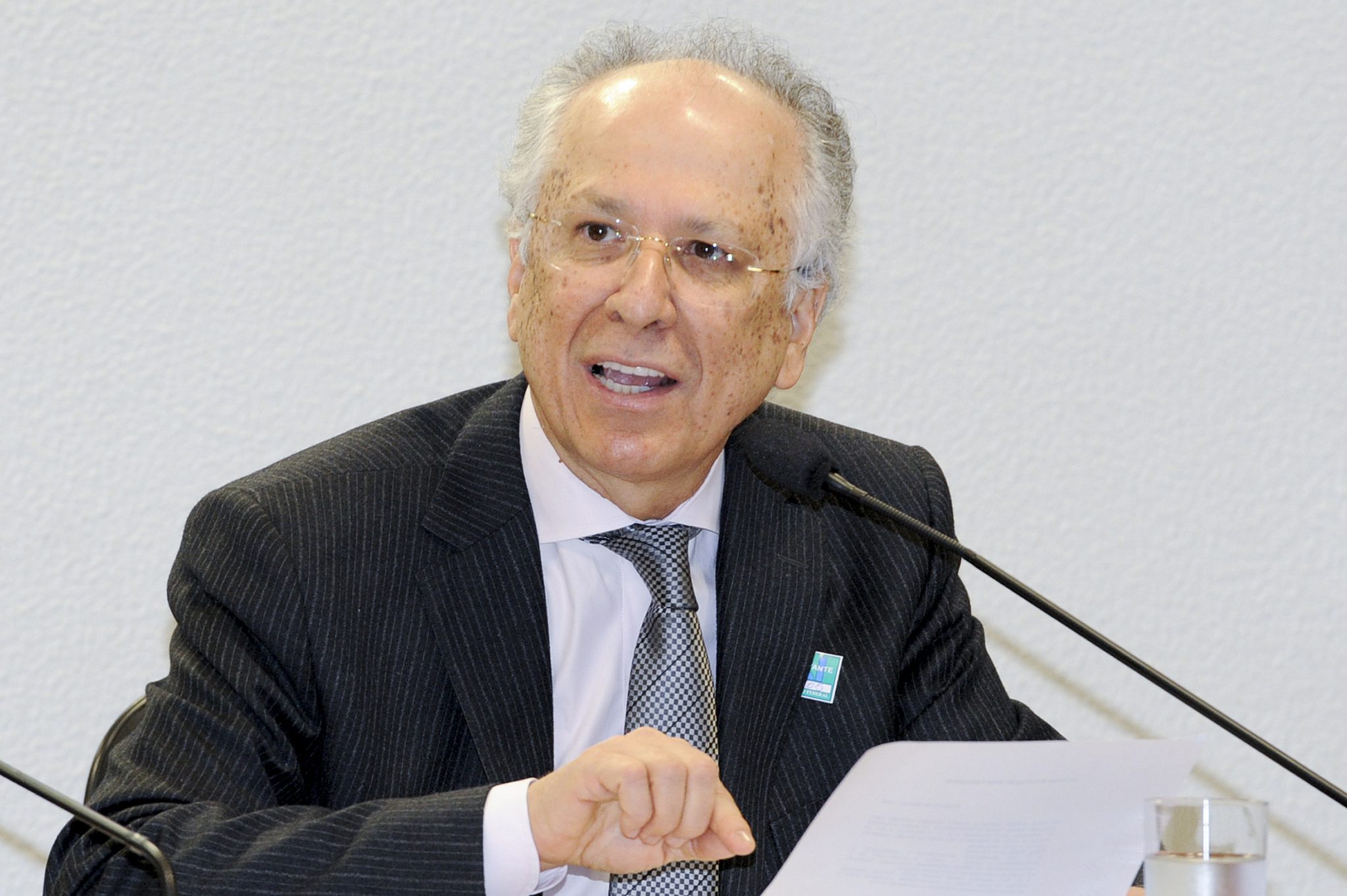 Pizzolato jamais deveria ser entregue ao Brasil, diz Nabor Bulhões