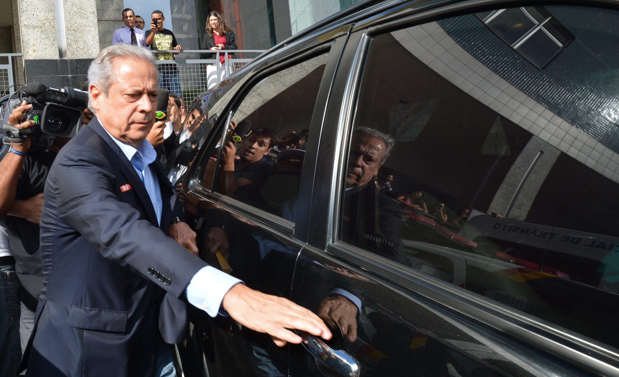 TRF4 nega habeas corpus preventivo a José Dirceu