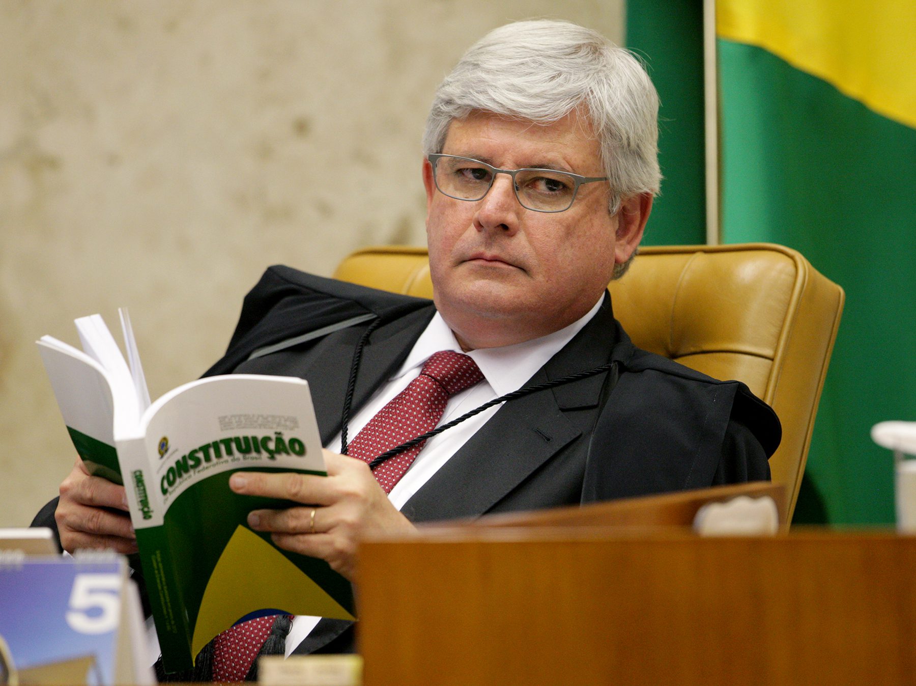 PGR ajuíza ADI contra pagamento de penduricalhos a magistrados de Minas Gerais