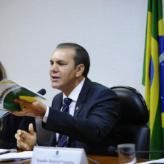 PEC prevê cobrança de tributos sob litígio após decisão de 2ª instância