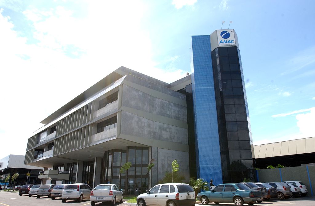 Anac vai coordenar slots de aeroportos da Infraero por mais um ano