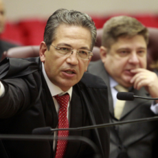 STJ: É possível cumulação de honorários fixados nos embargos à execução