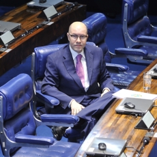 STJ pode trancar ação penal contra Demóstenes Torres nesta terça-feira