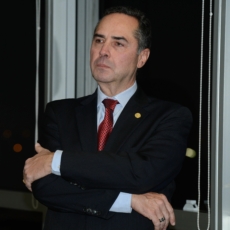 Barroso: STF só vai interferir no processo de impeachment por algo “muito ruim”