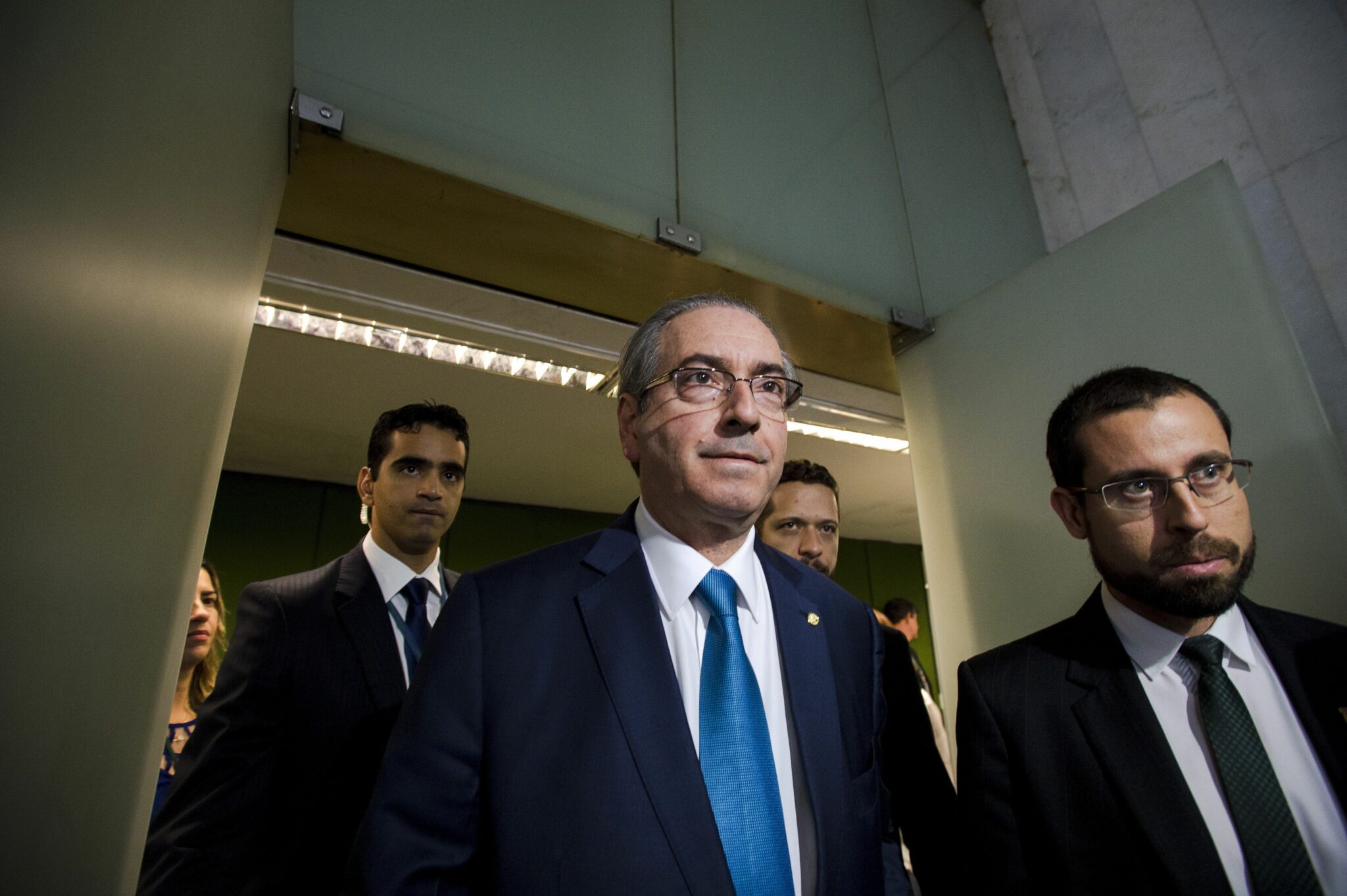 PT aciona STF contra impeachment, mas desiste quando Gilmar Mendes assume o caso