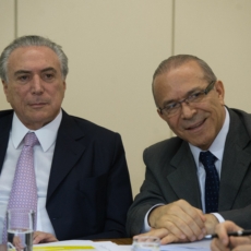 Em meio à crise, Dilma retira nome indicado pelo PMDB para Anac