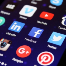 Redes sociais como canais de distribuição de conteúdo informacional