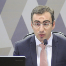 CNJ suspende extensão de auxílio-moradia a juízes aposentados do MT