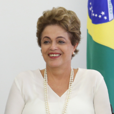 Dilma envia ao Congresso pacote de bondades a advogados da União