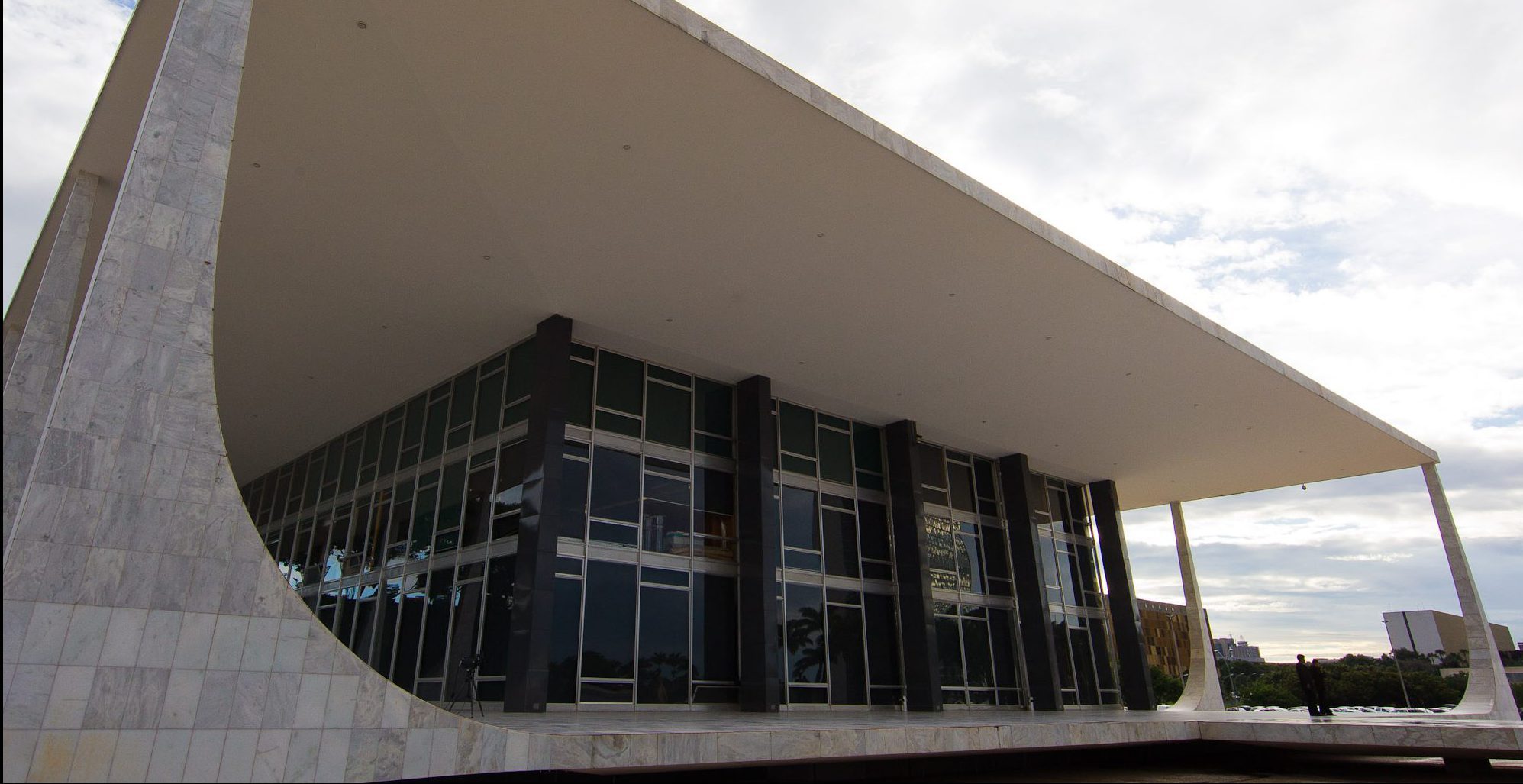 Depois de resposta colegiada, Supremo evita novos recursos contra impeachment