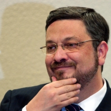 Justiça Federal quer apurar suposta contradição entre Palocci e Jobim