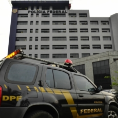 Ação que discute Conselho Superior da PF não avança há um ano no STF