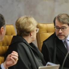 Maioria do STF: é constitucional repasse de dados bancários para Receita sem autorização judicial