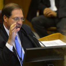 Bacenjud: Luís Felipe Salomão empata julgamento no STJ sobre penhora de poupança