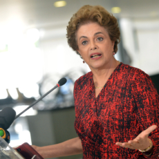 Juíza impede Dilma de pedir voto no impeachment