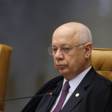 “Desisto, não tenho solução”, diz Teori sobre acúmulo de processos no STF