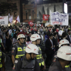 Limites à repressão em protestos