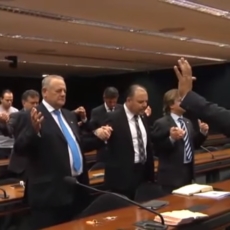 Fundamentos inadequados de decisão do Parlamento