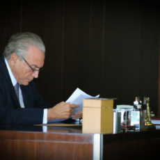 Democracia e programas de governo: uma análise do documento “Uma Ponte para o Futuro”