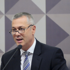 Fabio Medina diz que AGU não pode ser visto como “advogado privado dos governantes”