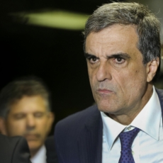 Cardozo acusa novo AGU de tentar intimidá-lo