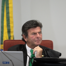 Fux nega seguimento ao mandado de segurança de Paulo Teixeira contra impeachment