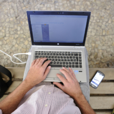 As relações sociais privadas e a internet: uma agenda de reflexões