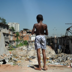Já passa da hora de existir uma INDH brasileira