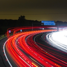 DNIT pode aplicar multas por excesso de velocidade, decide STJ