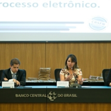 Conselhinho do BC implementa processo eletrônico, consulta de jurisprudência e sistema push