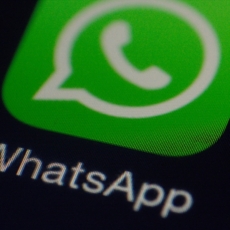 Permitir grampo no WhatsApp coloca a sociedade em risco