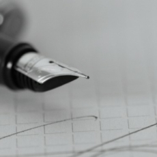 ANVISA regulamenta transferência de registros e outros direitos
