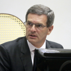 Reprodução de música por streaming não é execução pública, diz ministro do STJ