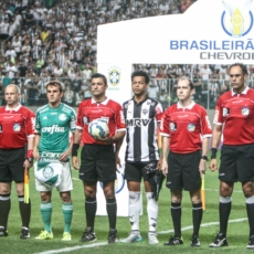 A necessária profissionalização dos árbitros de futebol