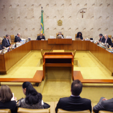 STF mantém dispensa de advogado em caso administrativo