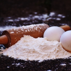Farinha pouca, meu pirão primeiro?