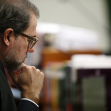 Ministros trocam versões sobre ação que impacta Renan