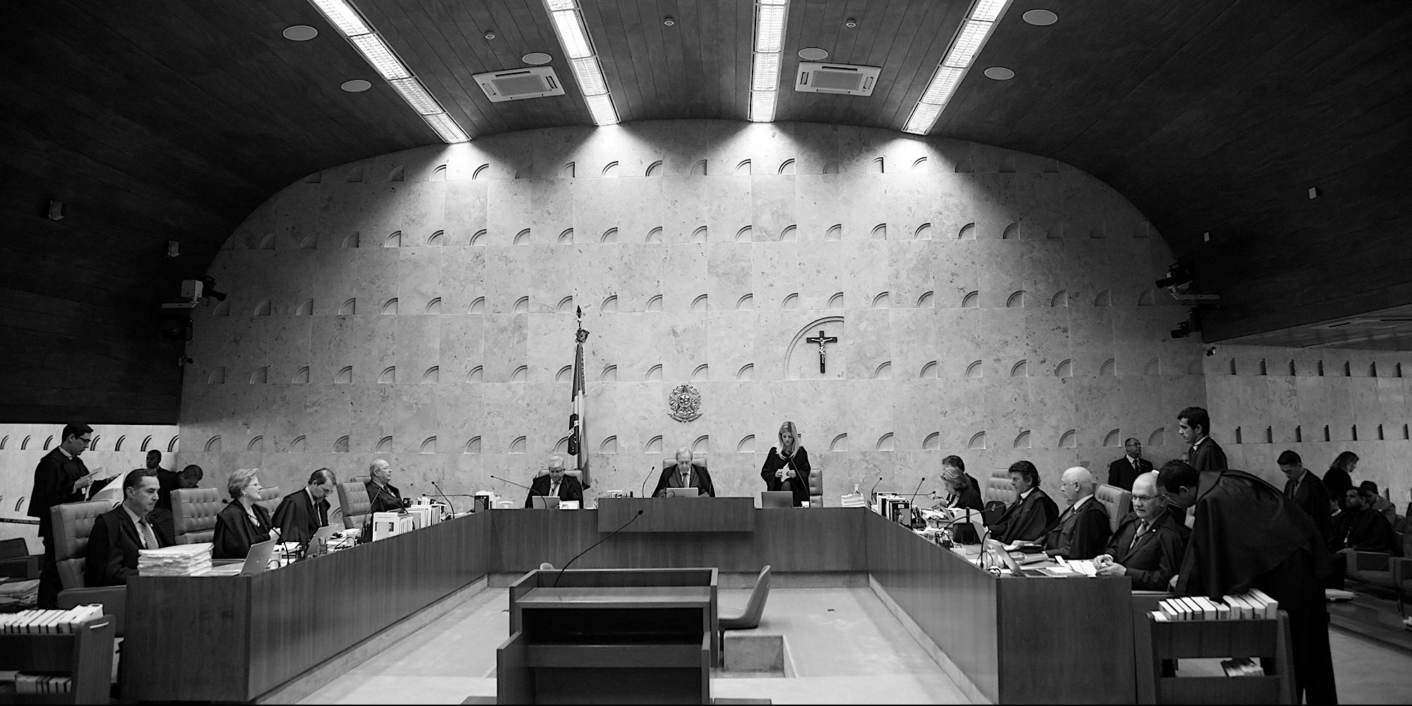 STF pronto para retomar discussão sobre réu na linha sucessória