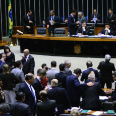 Câmara aprova PL da terceirização
