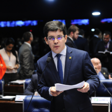 Senado aprova PEC do fim do foro em segundo turno