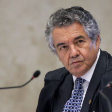 Marco Aurélio segue entendimento de Janot em impedimento