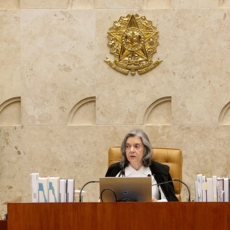 Cármen rebate rumores sobre assumir Planalto