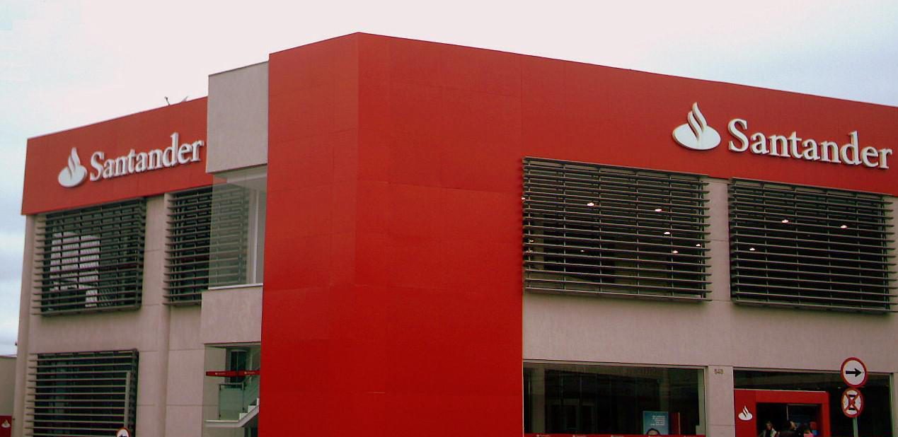 Carf começa a julgar caso de R$ 9 bilhões do Santander