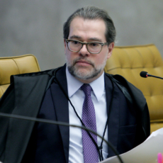 Toffoli vai relatar pedidos de carona em HC de Dirceu
