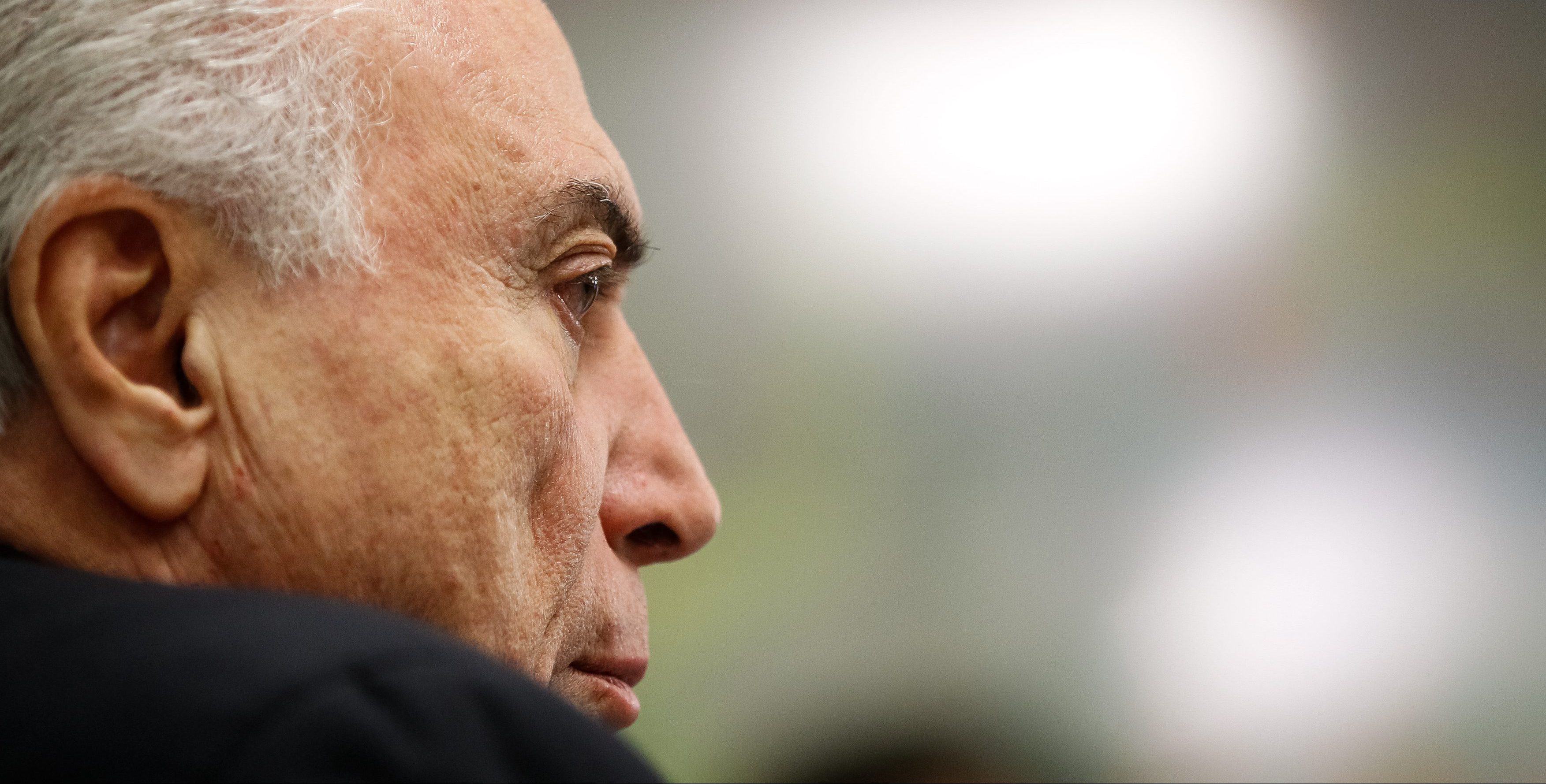 MP alerta Temer sobre risco de responsabilização em manter vices da Caixa